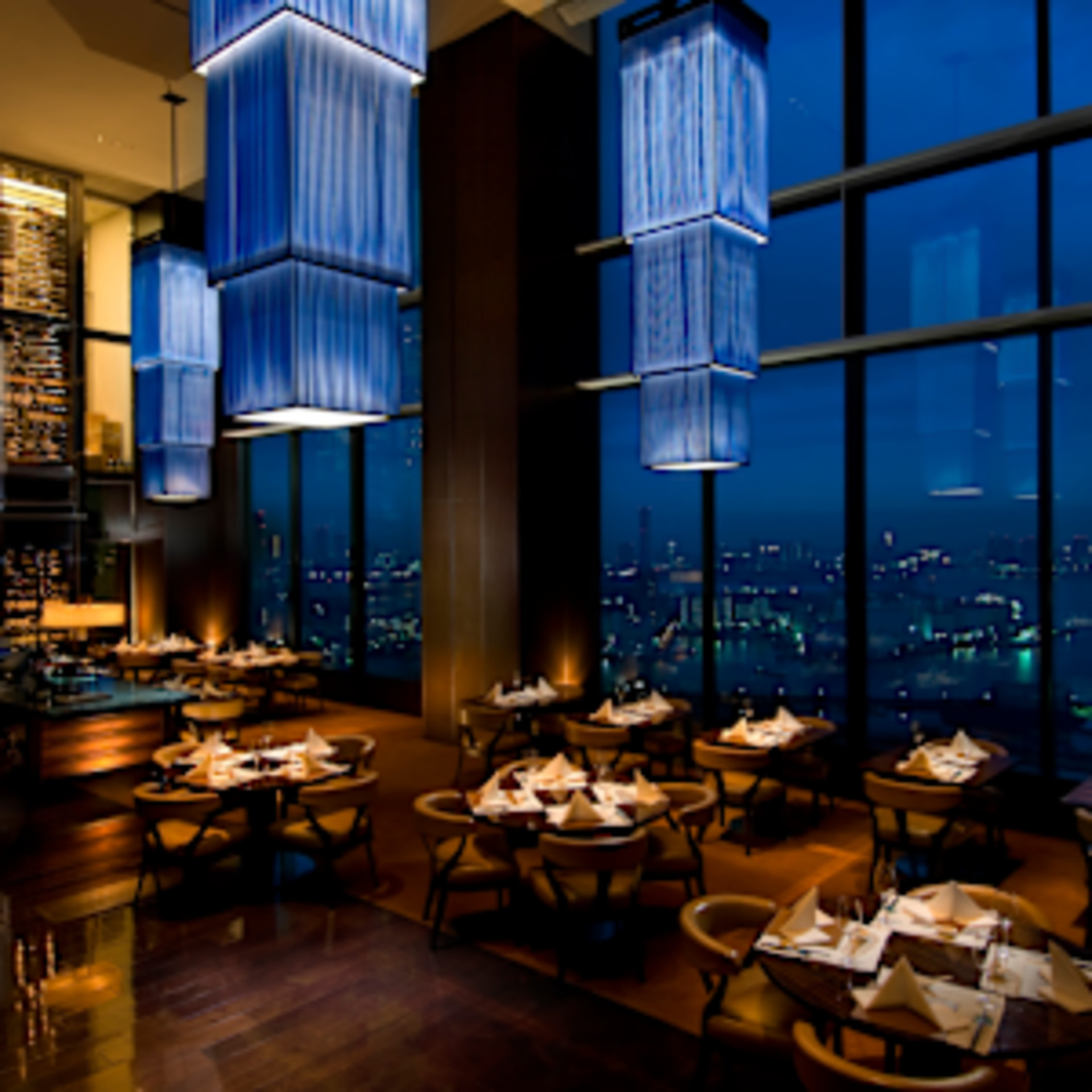 Conrad Tokyo - Luxury hotel in Shiodome Tokyo